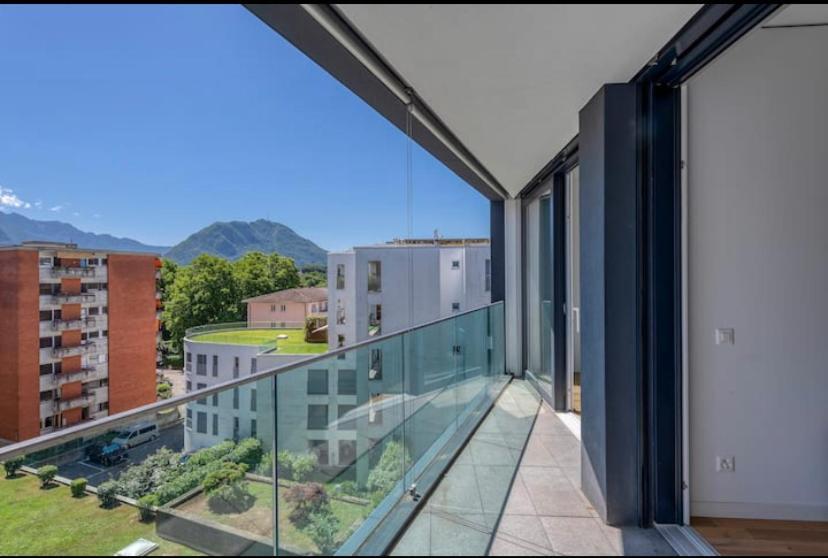 5 Rent Apartments Lugano Station Exterior foto